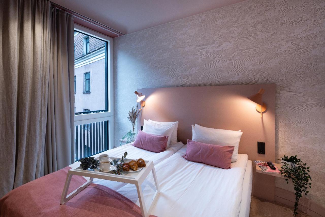Redstone Apartments Riga Extérieur photo